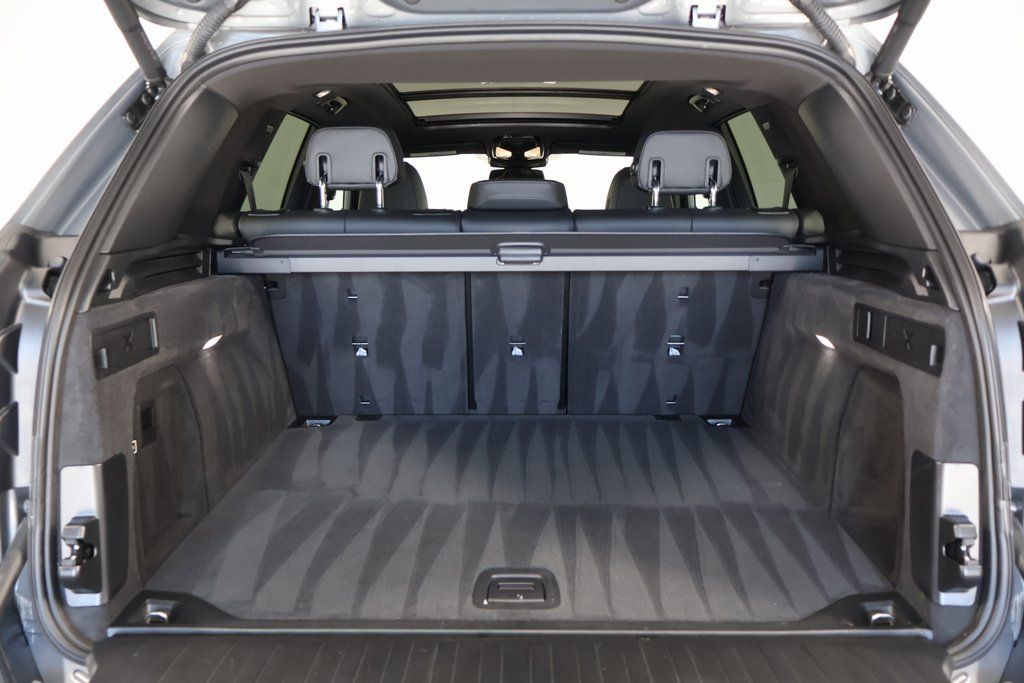 Thumbnail: 2025 BMW X5 - 14