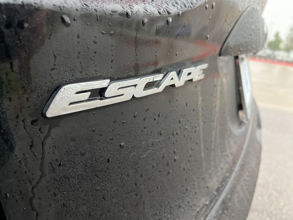 2016 Ford Escape SE 8