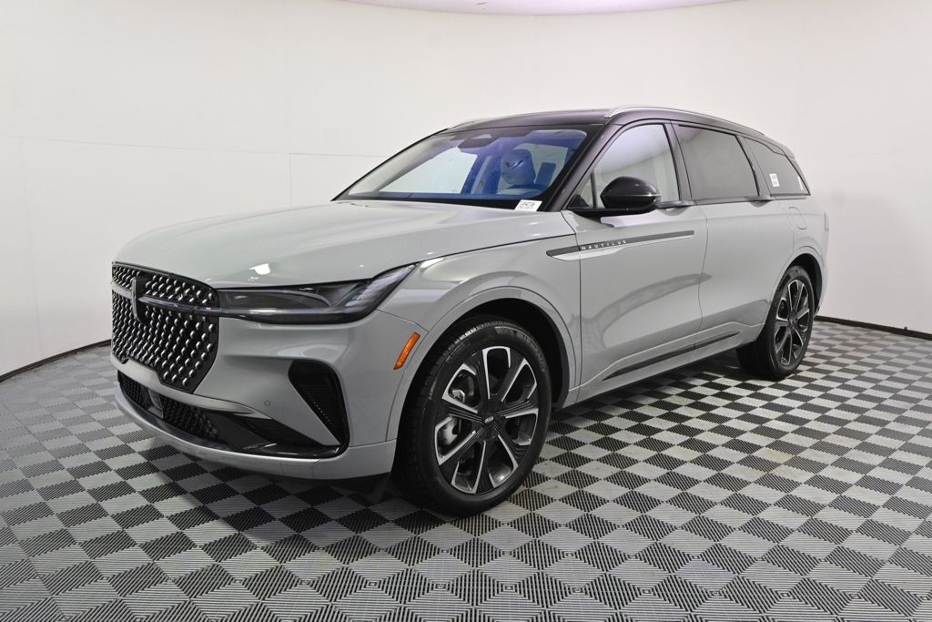 New 2026 Gray Lincoln Reserve image 2