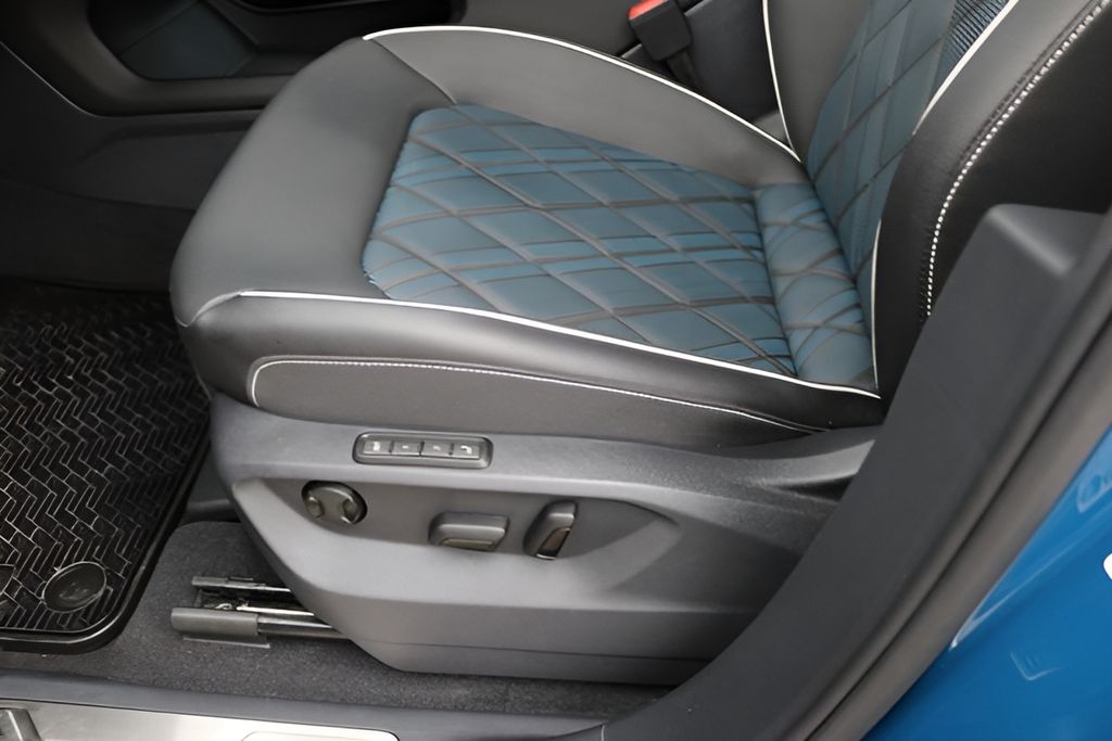 Used Car 2025 Volkswagen Atlas Cross Sport  2.0t Sel Premium R-line For Sale Under $50,000 In Austin, Texas