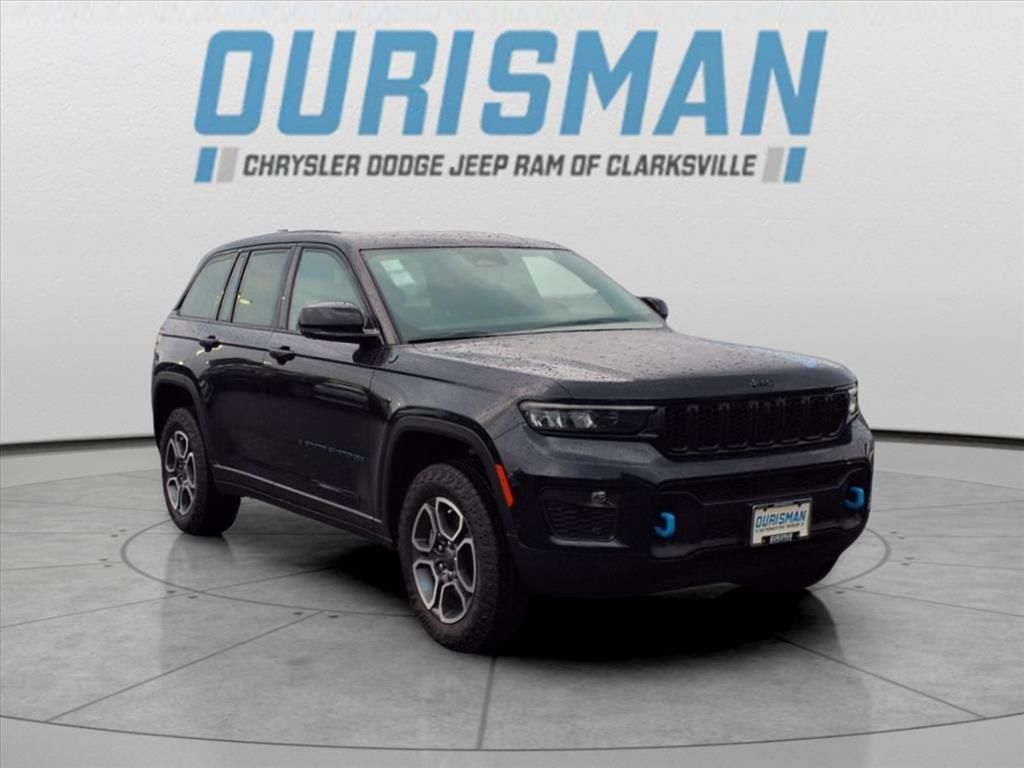 2024 Jeep Grand Cherokee Trailhawk 4xe's photo