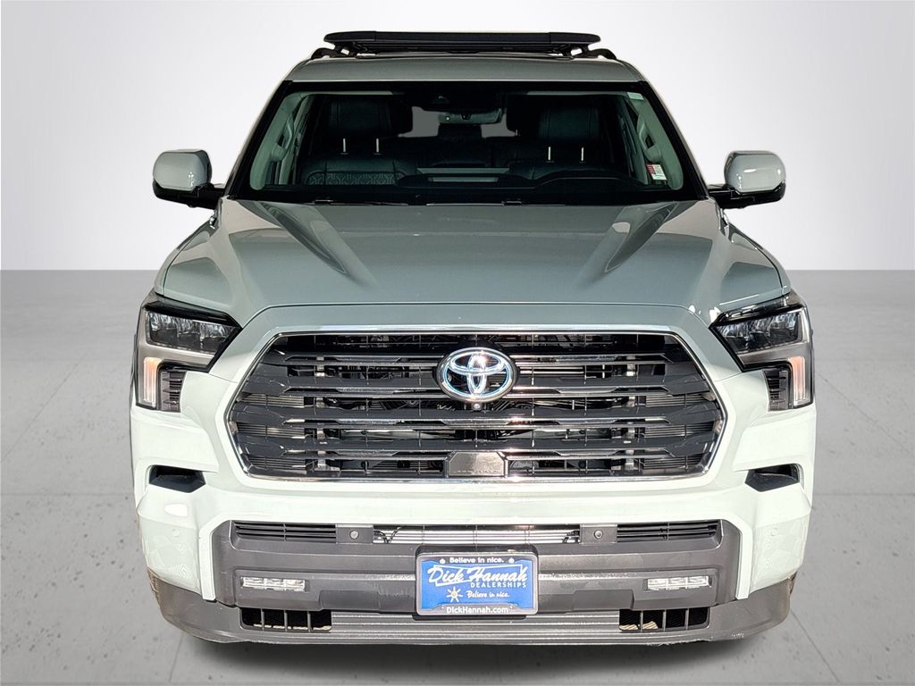2024 Toyota Sequoia SR5
