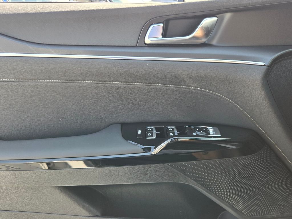 2026 Kia K5 - $28,922