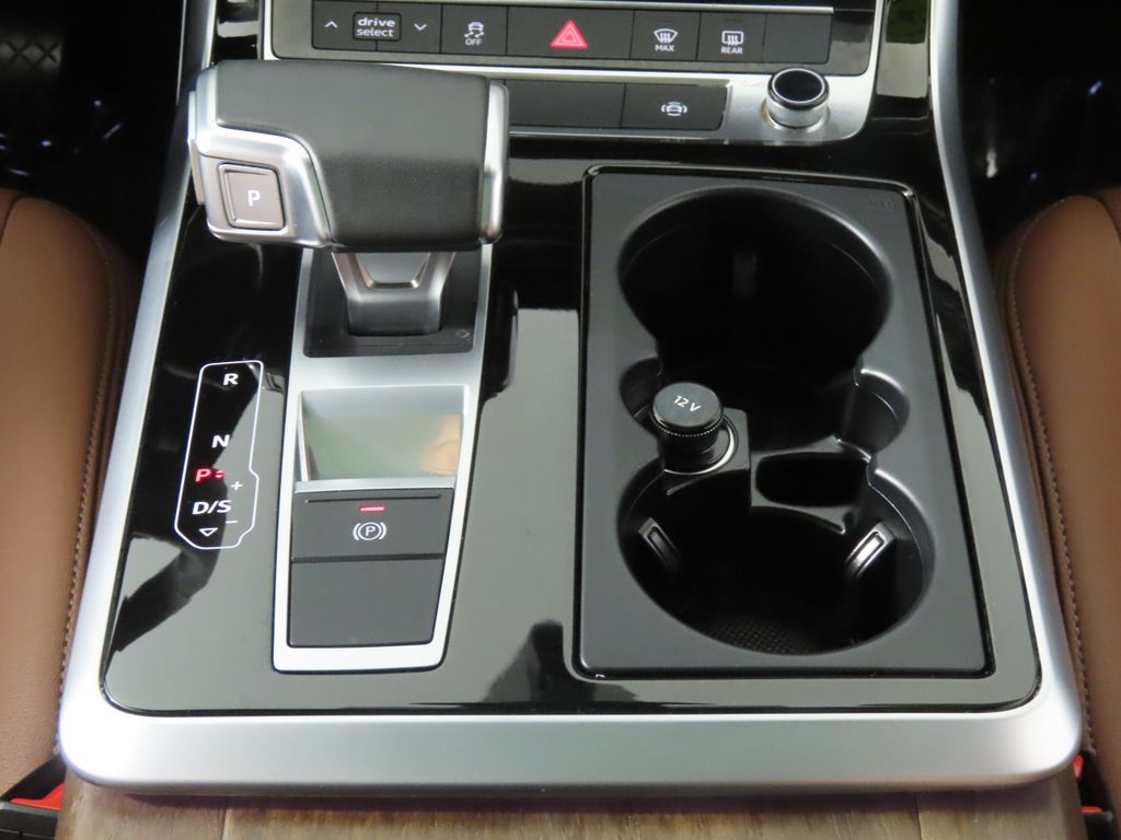 Thumbnail: 2025 Audi Q7 - 23