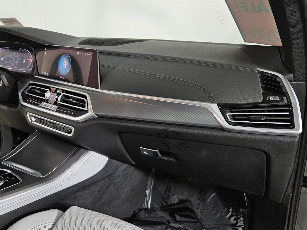 Thumbnail: 2023 BMW X5 - 14