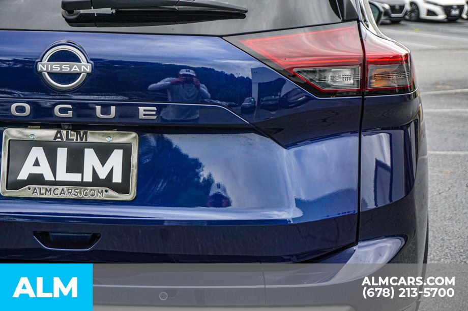 Used 2026 Blue Nissan SV image 12