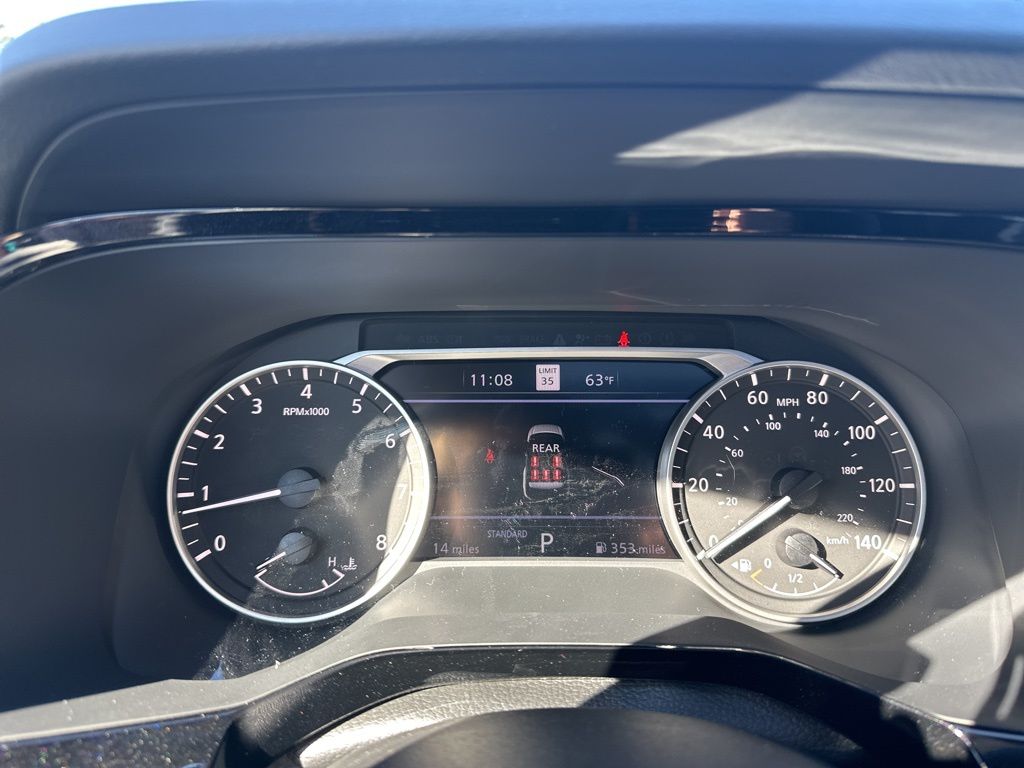 2025 Everest White Pearl Tricoat Nissan Pathfinder SL FWD SUV