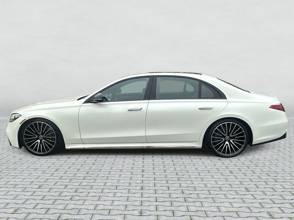 Thumbnail: 2023 Mercedes-Benz S-Class - 8