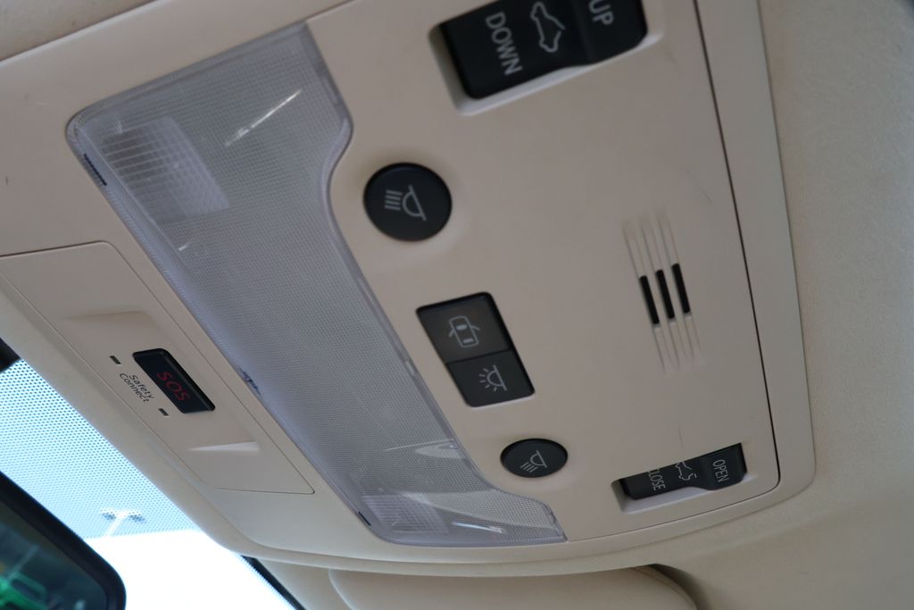 Thumbnail: 2015 Lexus IS - 31