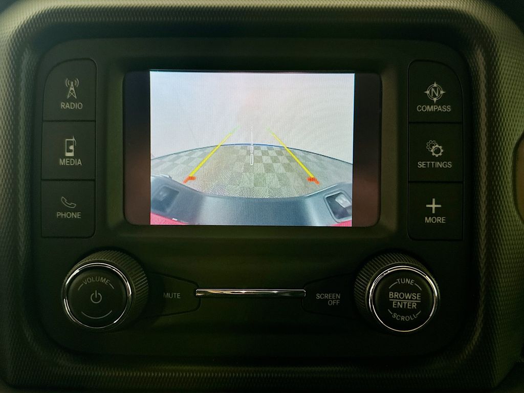 Thumbnail: 2020 Jeep Gladiator - 13