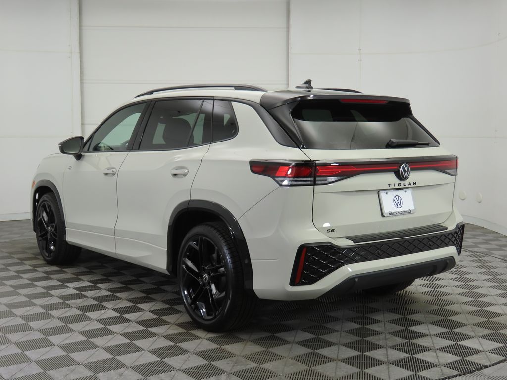 Thumbnail: 2026 Volkswagen Tiguan - 7