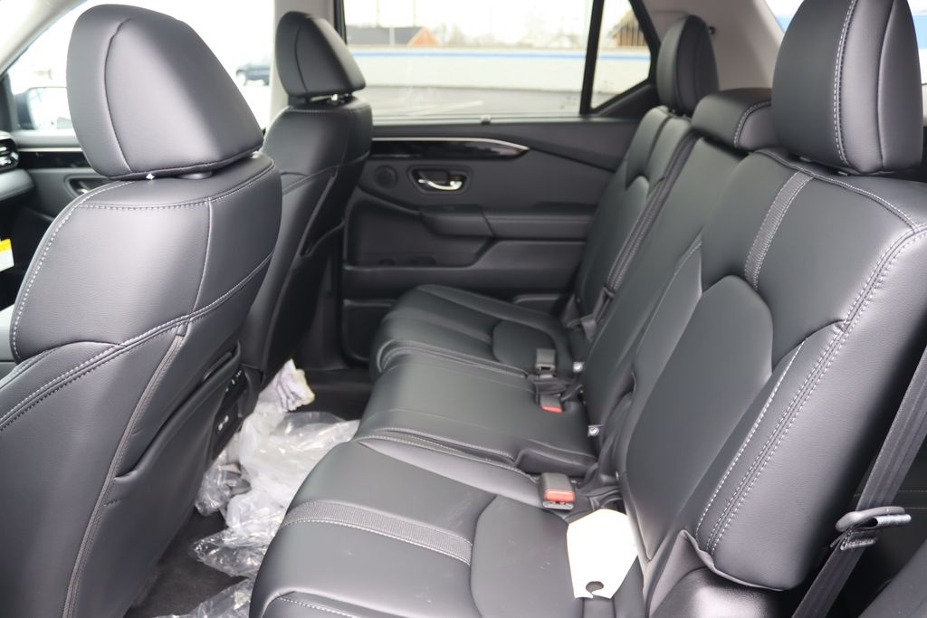 Thumbnail: 2025 Honda Pilot - 12