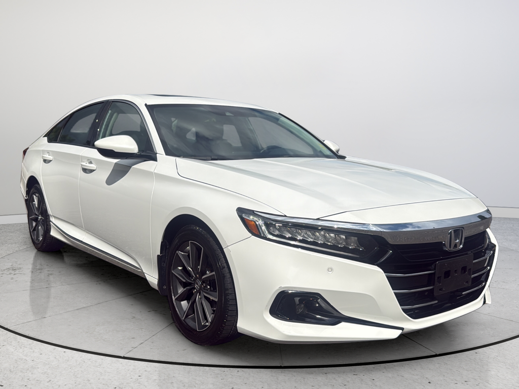Platinum White 2022 Honda Accord Sedan Front-Wheel Drive Continuously Variable Transmission
