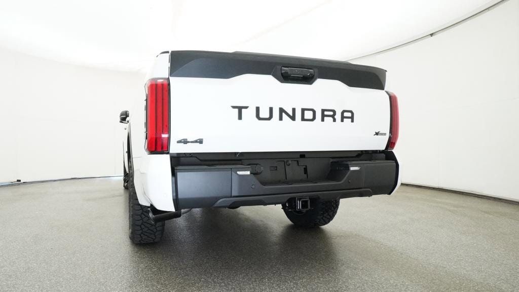 Thumbnail: 2025 Toyota Tundra - 19