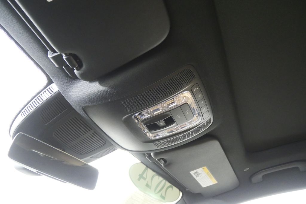 Thumbnail: 2024 Mercedes-Benz GLS - 23