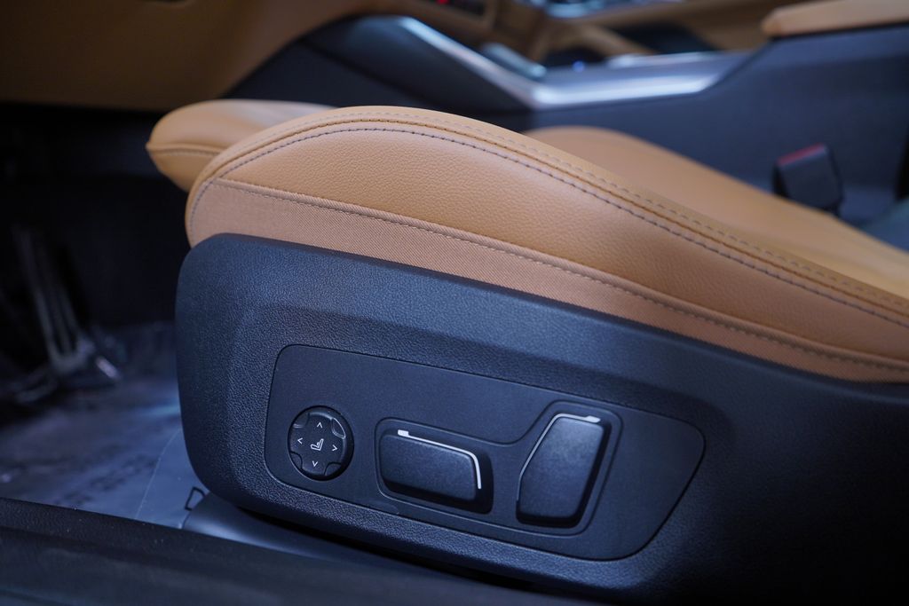 Thumbnail: 2026 BMW 4 Series - 17