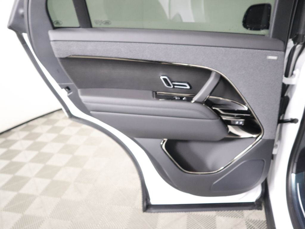 Thumbnail: 2025 Land Rover Range Rover Sport - 28