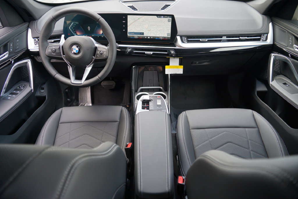 Thumbnail: 2027 BMW X1 - 18
