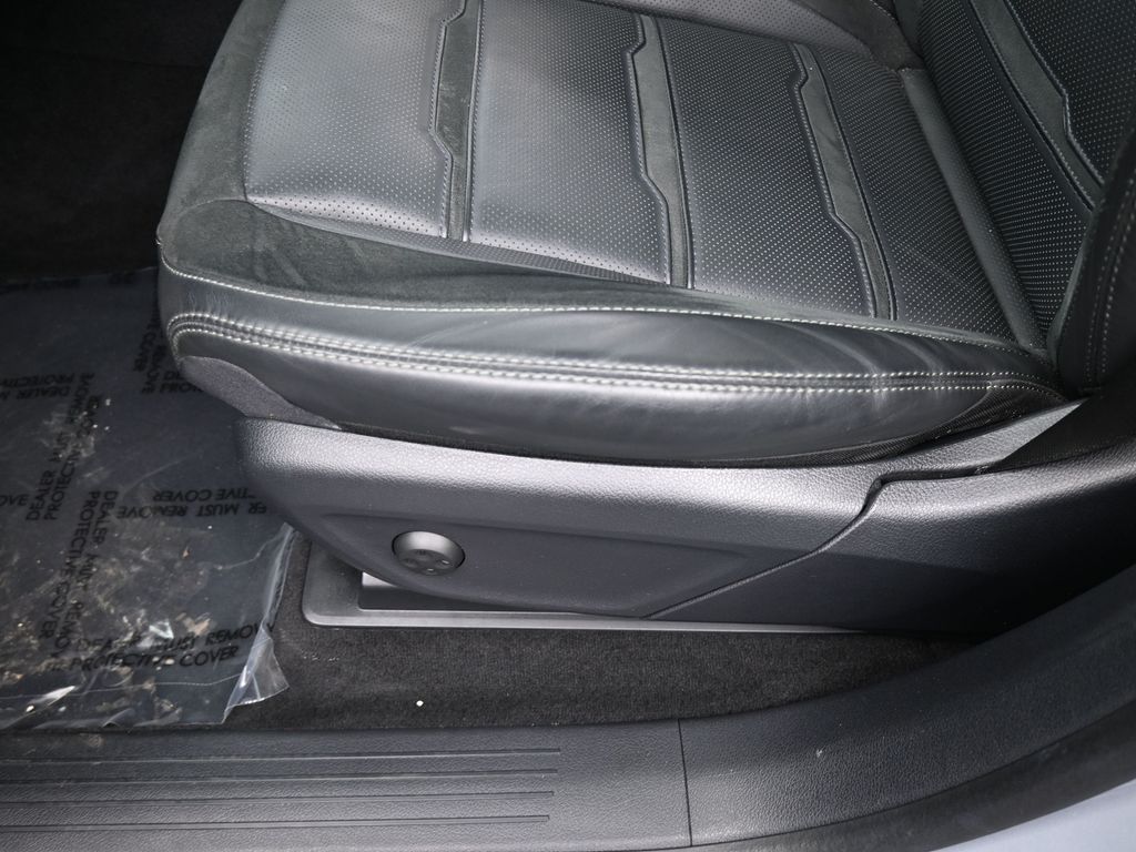 Used 2024 Gray Mercedes-Benz GLE 53 AMG® image 16