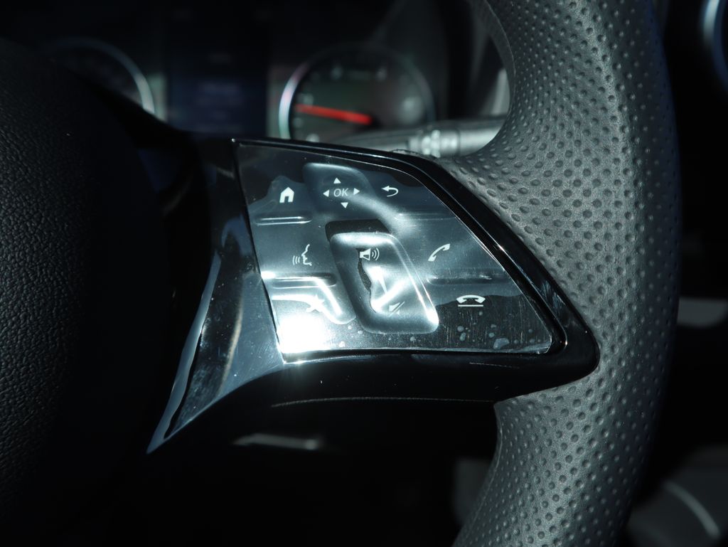 Thumbnail: 2026 Mercedes-Benz Sprinter - 13