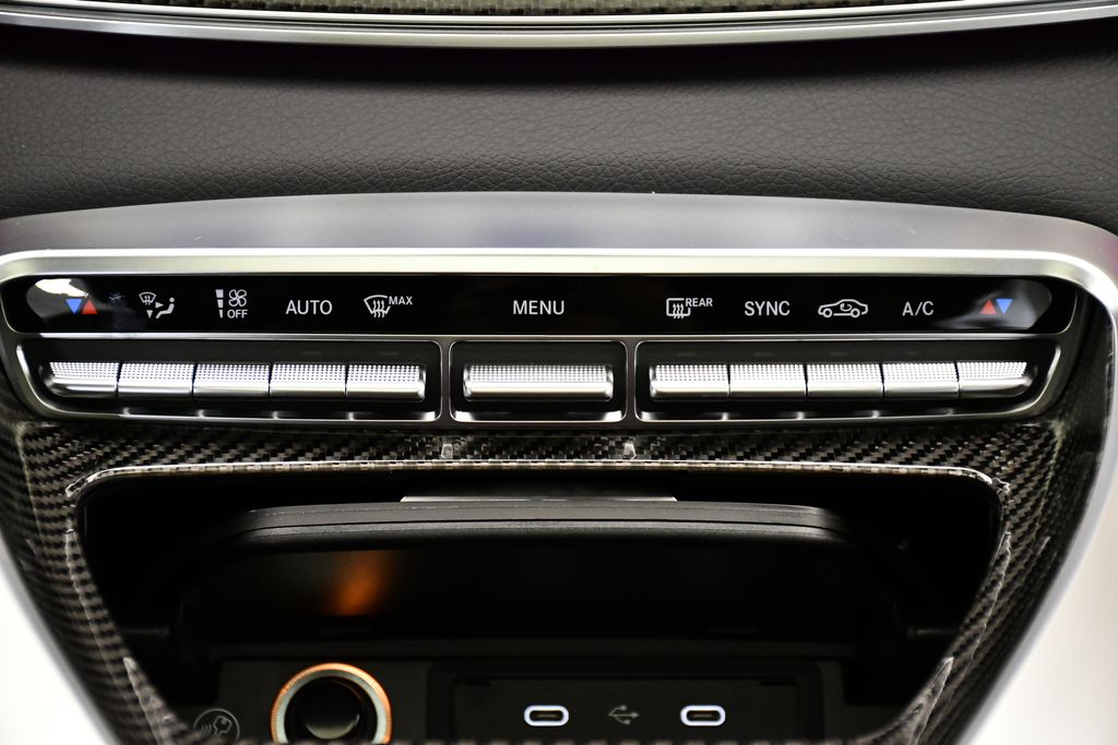 Thumbnail: 2026 Mercedes-Benz AMG GT - 30