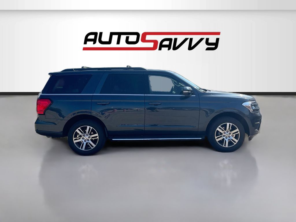 Used 2022 Blue Ford XLT image 8