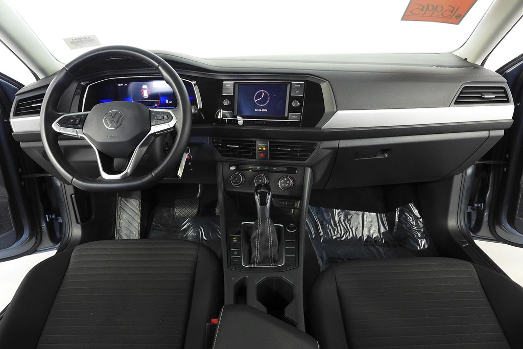 Thumbnail: 2022 Volkswagen Jetta - 23