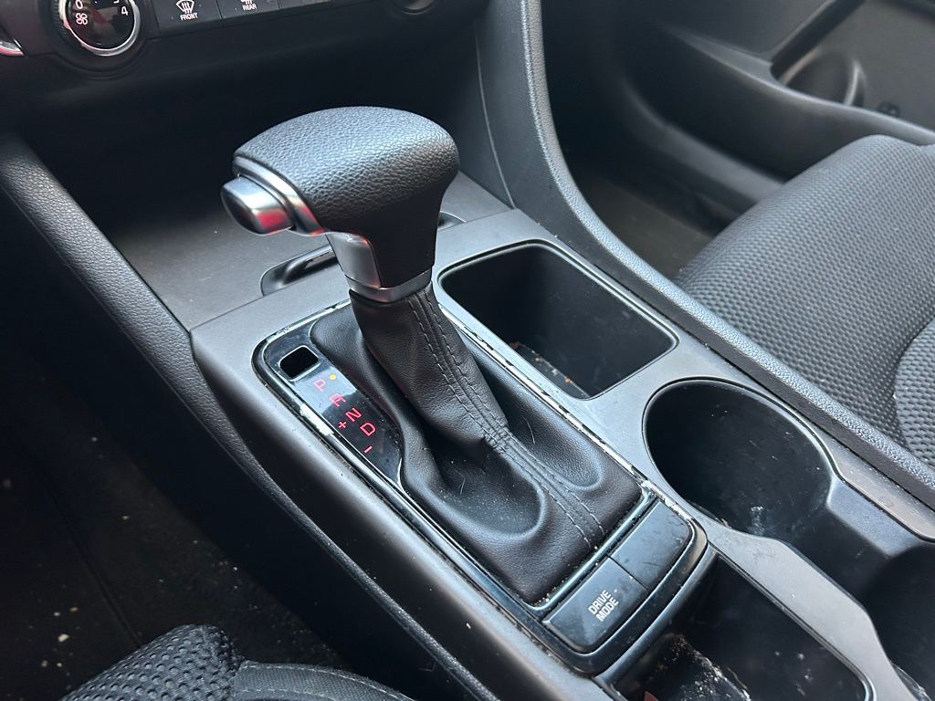 Thumbnail: 2020 Kia Optima - 27