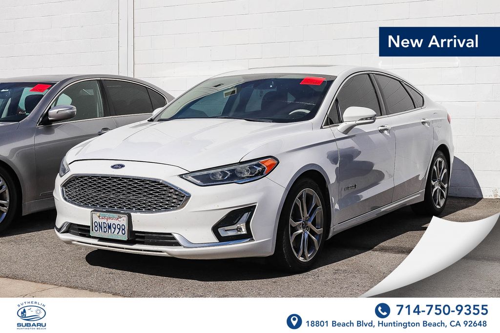 Oxford White 2019 Ford Fusion Hybrid Sedan Front-Wheel Drive Continuously Variable Transmission