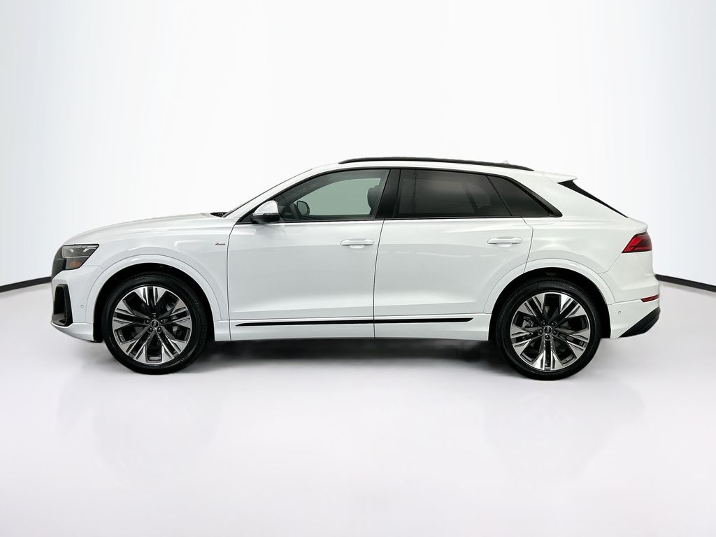 Thumbnail: 2026 Audi Q8 - 8