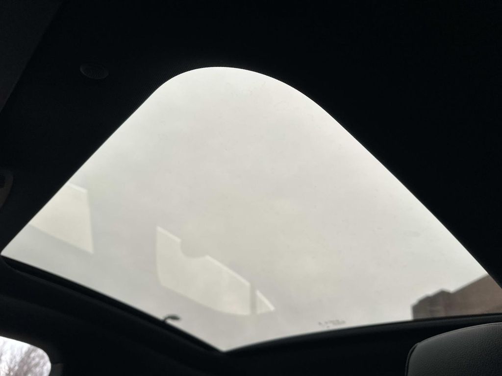 Thumbnail: 2025 Mercedes-Benz CLA - 19