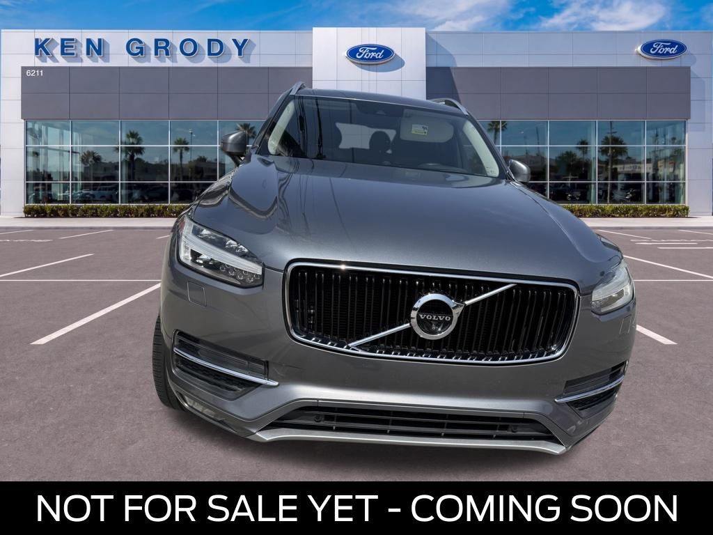 Gray Metallic 2018 Volvo XC90 SUV / Crossover All-Wheel Drive Automatic