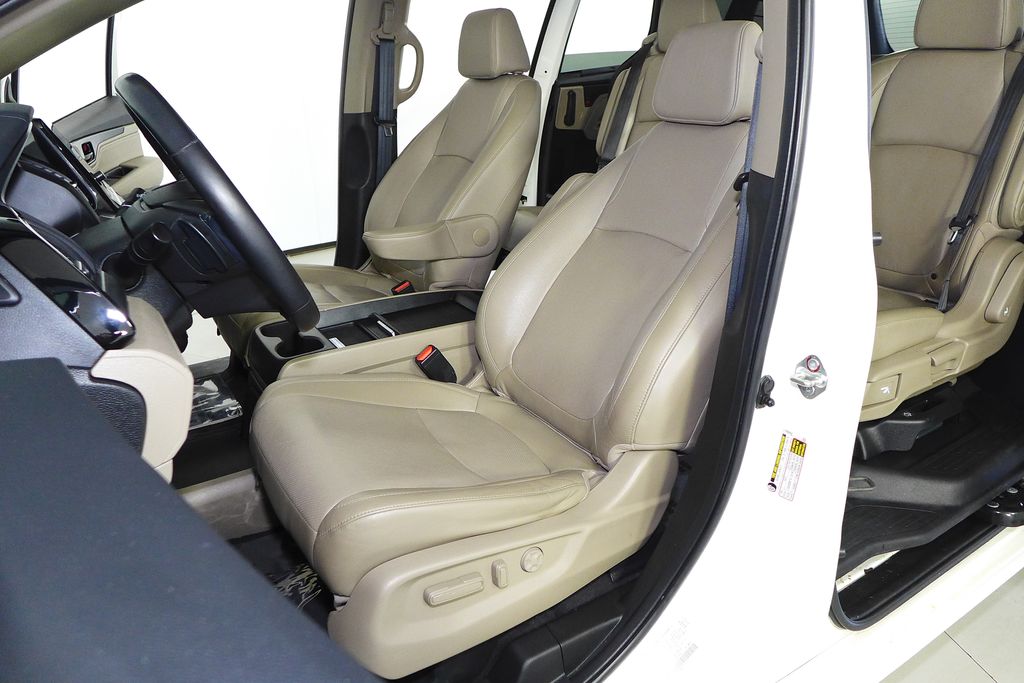 Thumbnail: 2019 Honda Odyssey - 23