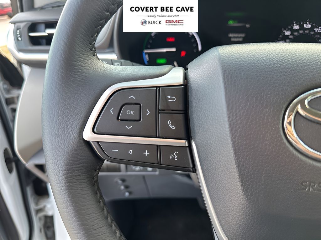 Used Car 2024 Toyota Sienna  Xle For Sale Under $80,000 In Austin, Texas