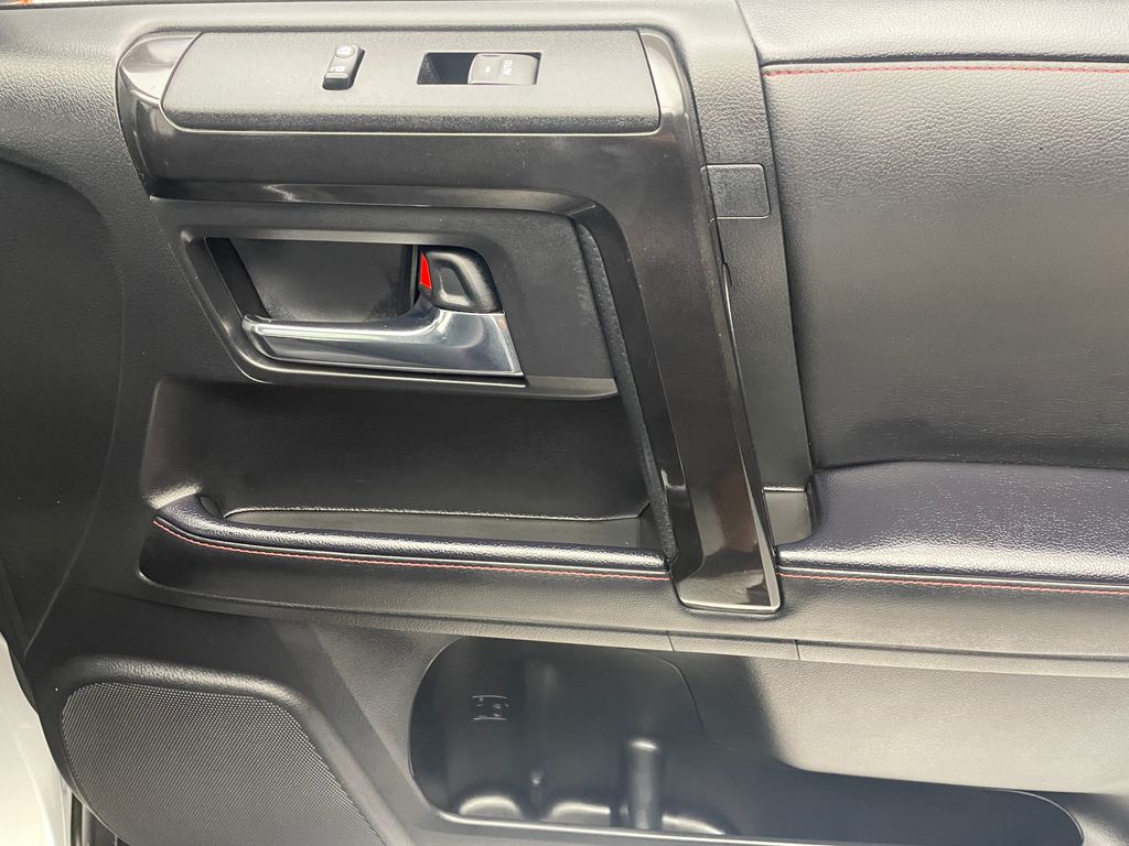 2024 Toyota 4Runner TRD Off Road 15
