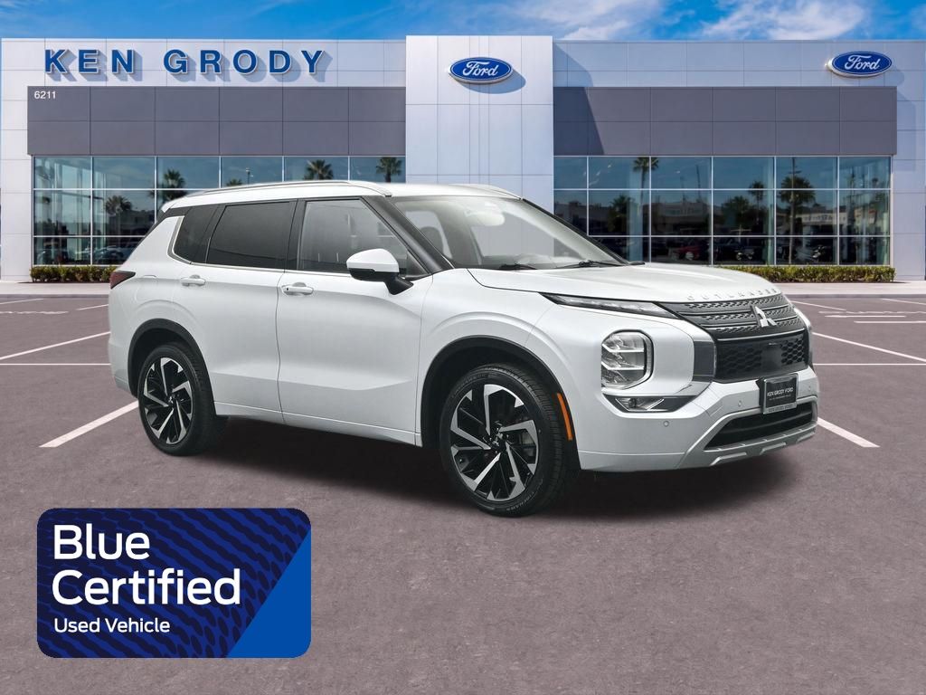 White Diamond 2024 Mitsubishi Outlander SUV / Crossover Front-Wheel Drive Continuously Variable Transmission