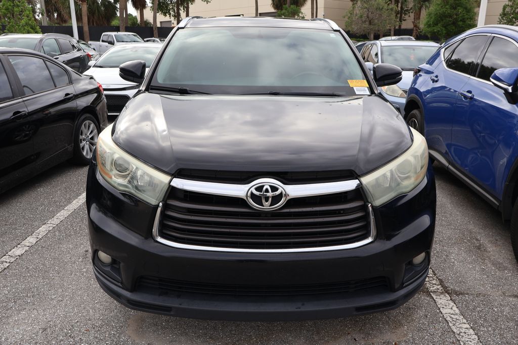 Thumbnail: 2015 Toyota Highlander - 5