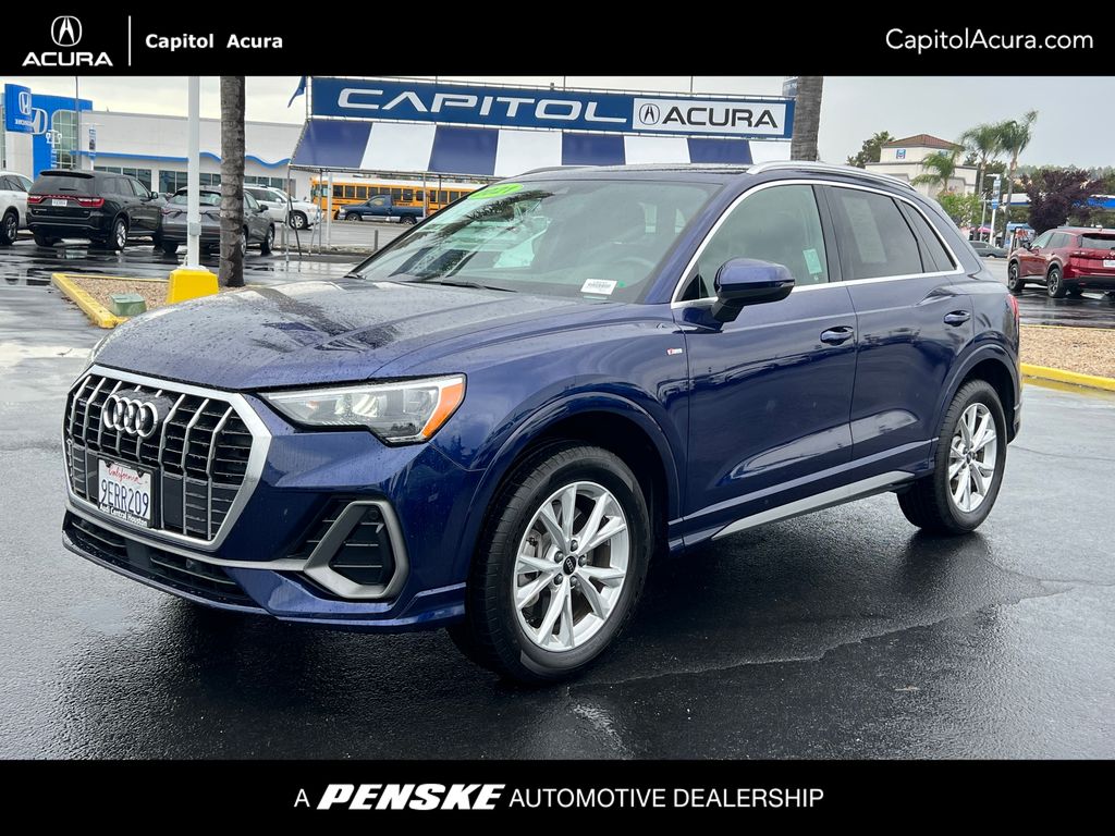Thumbnail: 2021 Audi Q3 - 1