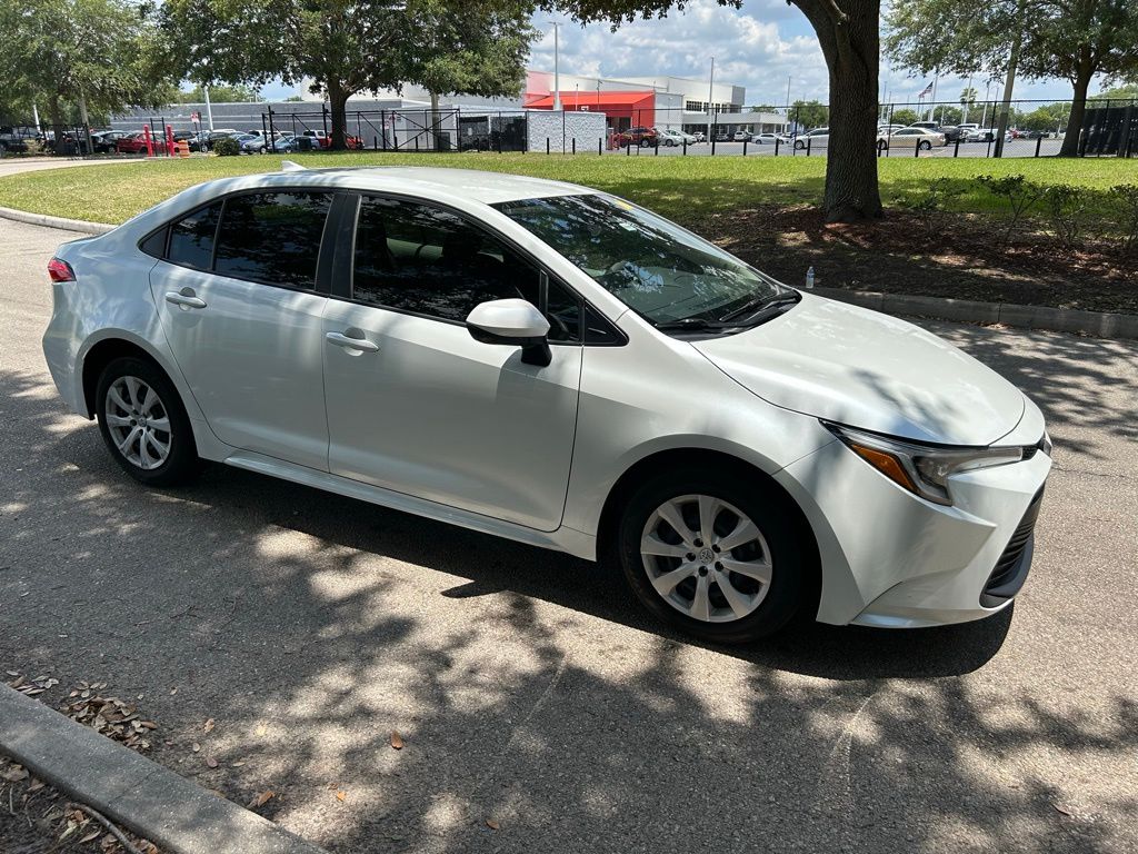 2023 Toyota Corolla LE 7