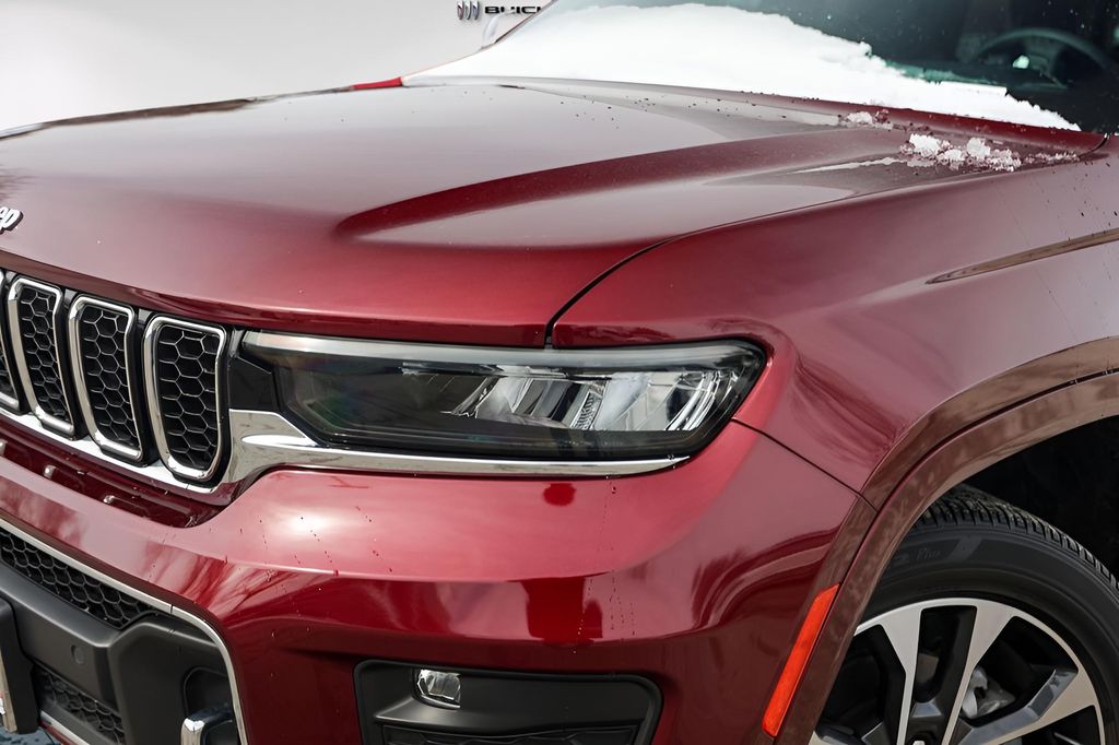 Used Car 2022 Jeep Grand Cherokee  Overland For Sale Under $35,000 In Austin, Texas