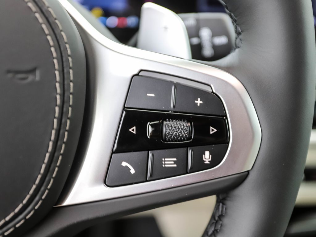 Thumbnail: 2026 BMW X5 - 14