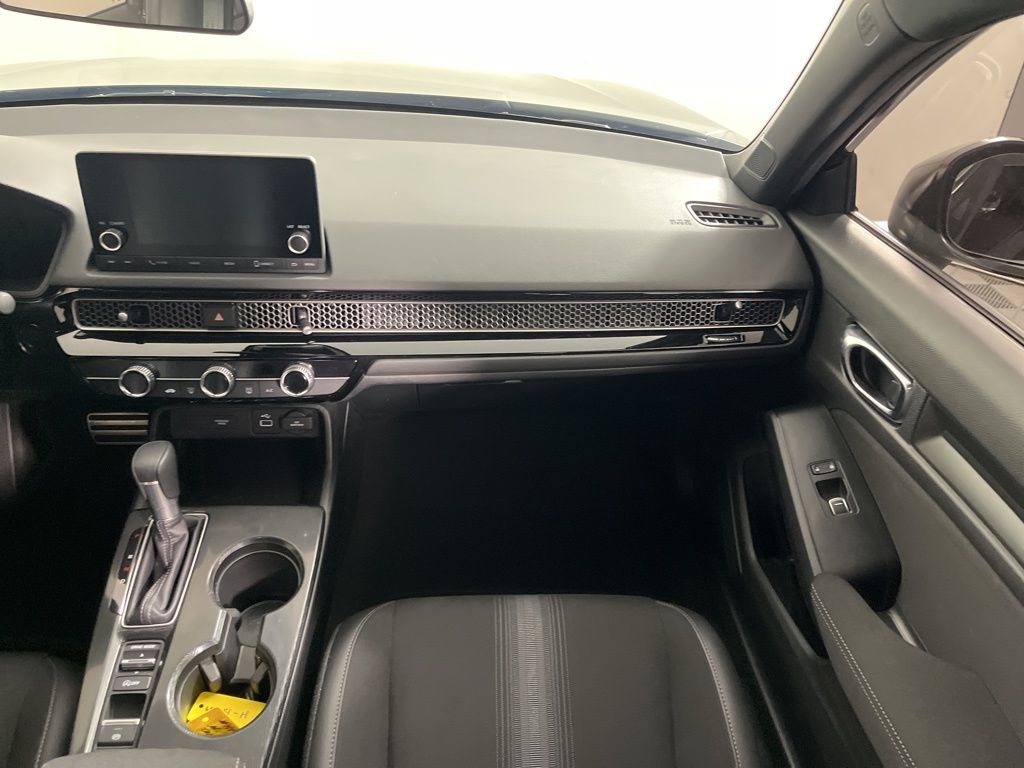 Thumbnail: 2024 Honda Civic - 14