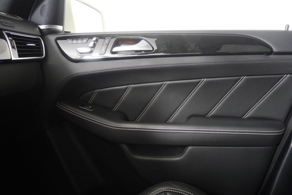 Thumbnail: 2018 Mercedes-Benz GLE - 29