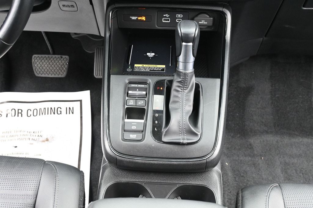 Used 2025  Honda EX-L image 17