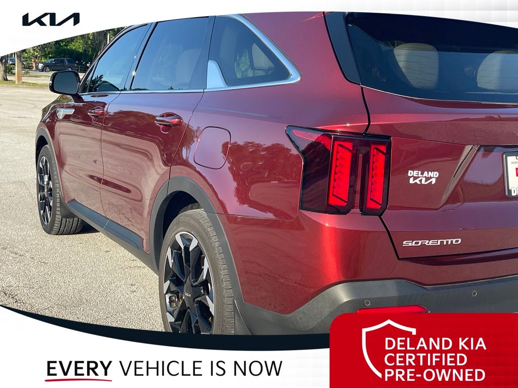 2024 Kia Sorento EX - Photo 13