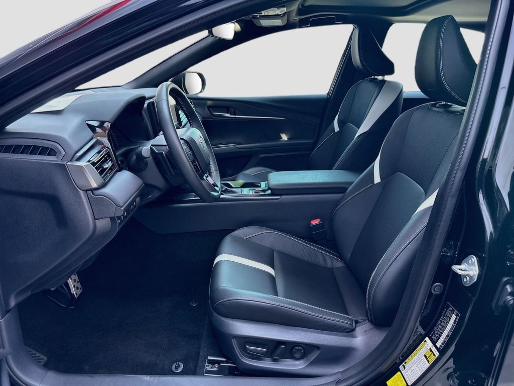 Thumbnail: 2026 Toyota Camry - 19