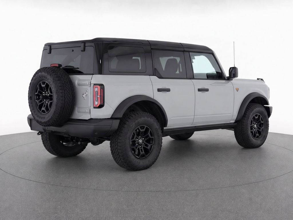 New 2026 Avalanche Gray Ford Badlands® image 3