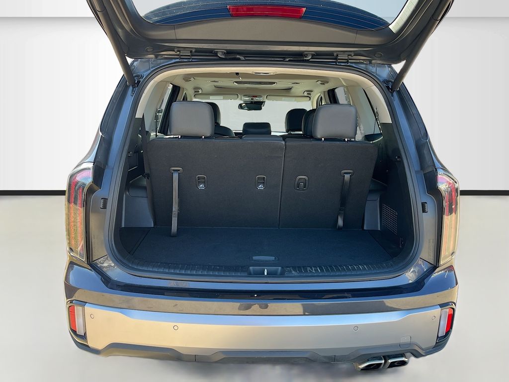 Used 2025 Gray Kia EX image 29