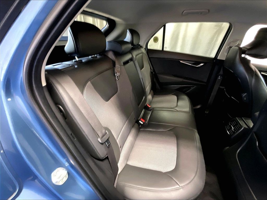 2024 Kia Niro EV — photo 16