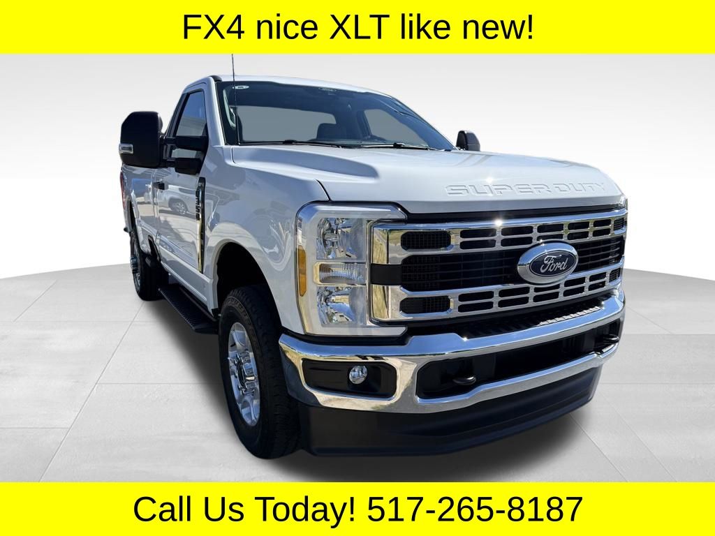 Oxford White 2025 Ford F-350 Super Duty XLT Regular Cab LB 4WD Pickup Truck Four-Wheel Drive Automatic
